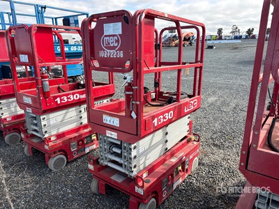 2019 MEC 1330SE Electric Scissor Lift