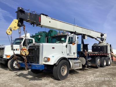 National 900A 52000 lb Straight Boom on 2014 Peterbilt 367 8x4 Boom Truck