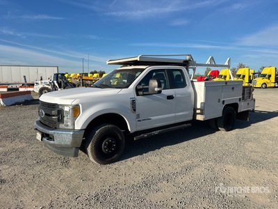 2017 Ford F-350 XL 4x4 Extended Cab شاحنة متعددة الاغراض