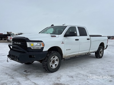 2019 Ram 3500 4x4 Crew Cab Pickup