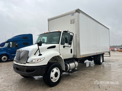 2019 International 4300 4x2 Camion fourgon (Inoperable)