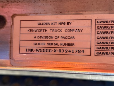 Kenworth W900 6x4 Tracteur routier (Glider Kit)