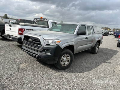 2018 Toyota Tacoma 4x2 Extended Cab Pickup (Inoperable)