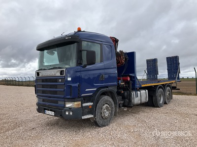 1999 Scania R124 شاحنة مسطحة