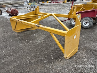 Aubuchon 118 in Backhoe Plow Extensions ローダーバックホー　その他のアタッチメント