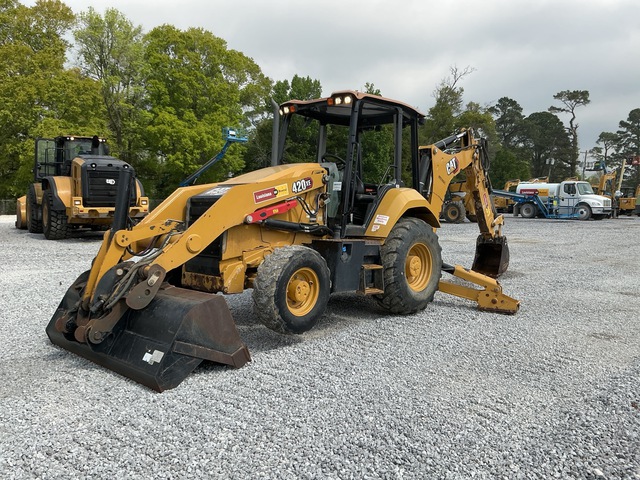 2022 Cat 420 XE 4x4 Backhoe Loader