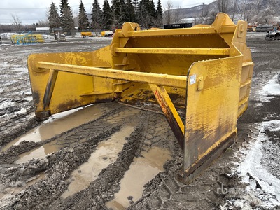 118 in Wheel Loader Bucket