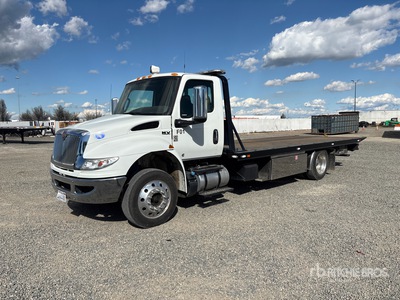 2020 International MV607 4x2 Rollback Truck