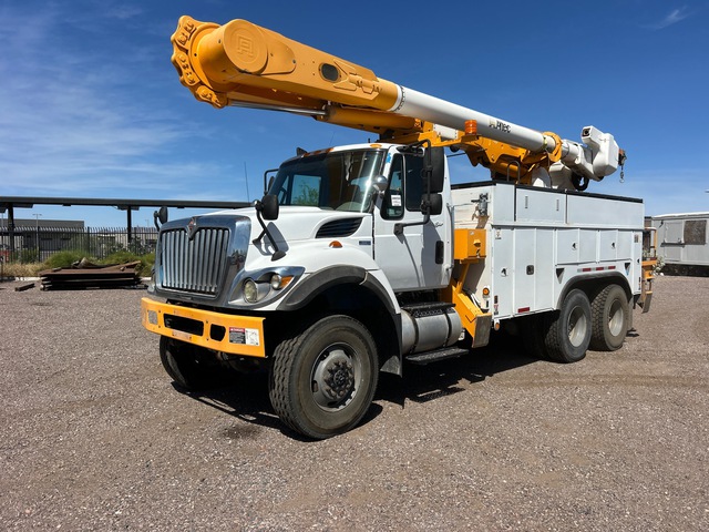 Altec AM55 55 ft on 2012 International 7400 6x6 Bucket Truck