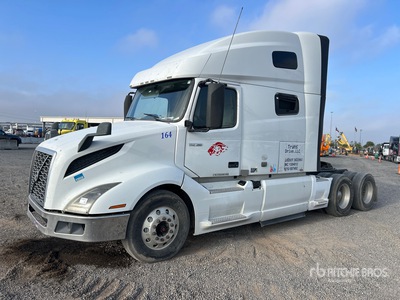 2020 Volvo VNL 6x4 T/A Sleeper Truck Tractor