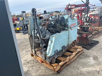 Target を見 Walk Behind - Concrete Saw