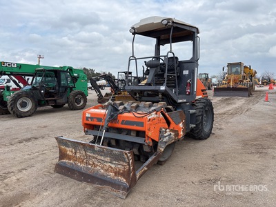 2017 Hamm H5IP Compacteur à tambour à pieds dameurs