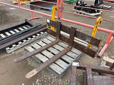 JCB 41 in Telehandler Pallet Forks