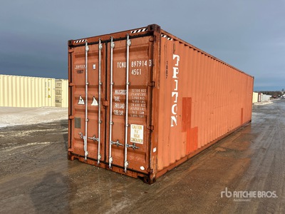 2010 40 ft High Cube Storage Container