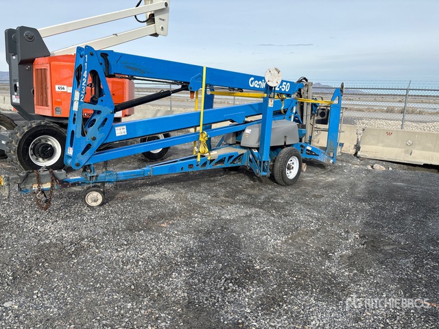2013 Genie TZ-50 Towable Lift