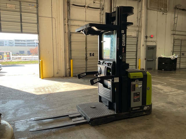Clark OSX15 3000 lb Order Picker
