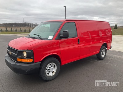 2016 Chevrolet Express 2500 Cargo Van