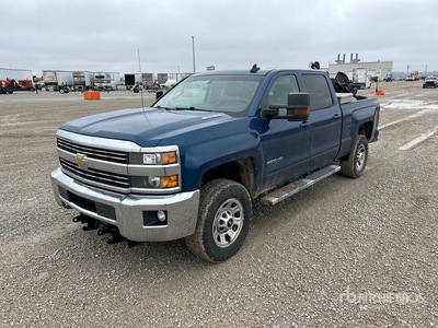 2016 Chevrolet Silverado 2500 HD 4x4 Crew Cab Pickup