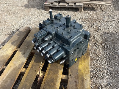 31Q8-17000PQ Hydraulic Main Control Valve