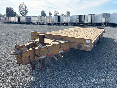 2004 25 ft T/A Remolque caja abierta