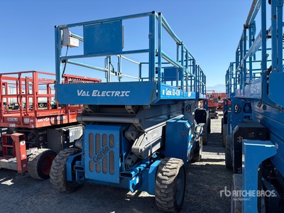2002 Genie GS4390 4x4 Dual Fuel Scissor Lift