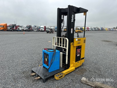 Yale NR035ADNM24TE095 3500 lb Electric Forklift