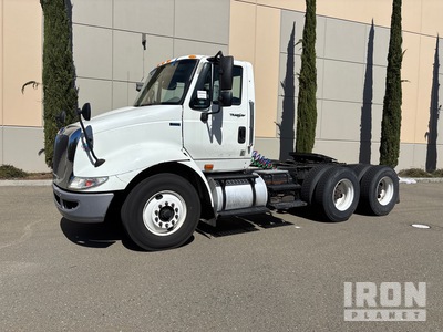 2013 International 8600 6x4 トラックトラクター（T/A）