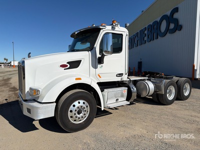2018 Peterbilt 567 トラックトラクター(Tri/A)