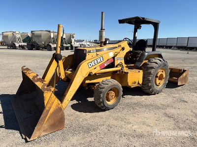 John Deere 210C 4x4 Landscape Loader