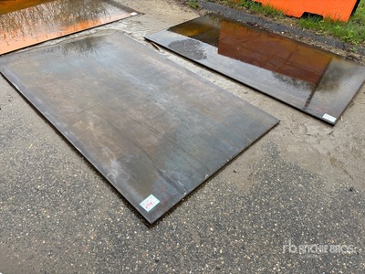 2026 AGT 5ft x 8ft 5 ft x 8 ft Qty of 2 Stalen platen (Unused)