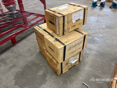 Quantity of (5) 2026 AGT HSZ-4000 2 ton Chain Hoist ورش و مخازن متنوعة (Unused)