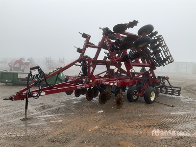 2011 Salford 570 RTS 24 ft Clevis Vertical Till