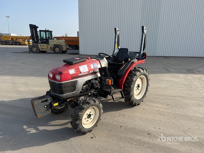 Yanmar EF235 4WD Tracteur Utilitaire Trattore da giardinaggio (Inoperable)