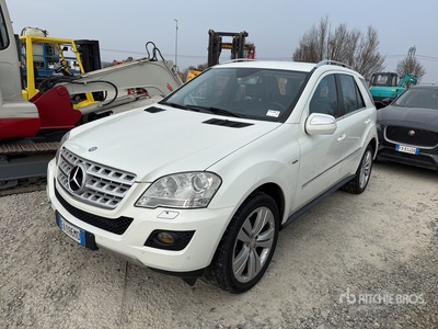 2009 Mercedes-Benz ML 350 を見 SUV (Inoperable)