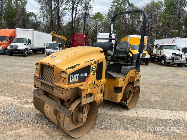 2016 Cat CB24B Double Drum Roller