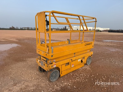 2014 Haulotte COMPACT8 Electric Nacelle Ciseaux Elevador de tijera