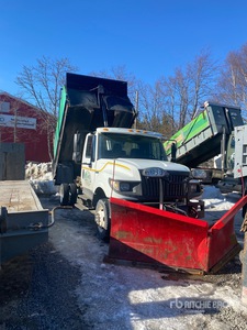 2014 International Terra Star Camion à benne basculante S/E