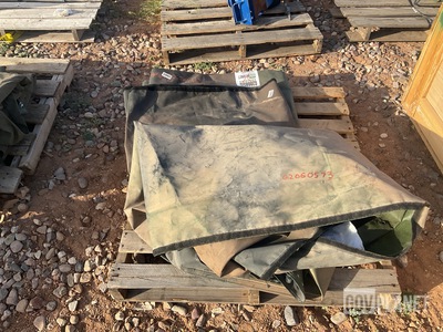 (2) 12340777-15 Vehicular Body Fitted Covers