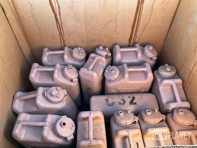 (14) Plastic Water Cans