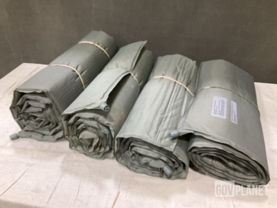 (28) Self-Inflating Sleeping Mats