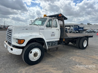 1998 Ford F800 4x2 Flatbed Truck