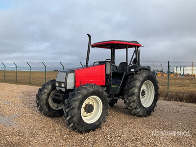 2002 Valtra 900-4 4WD Tractor