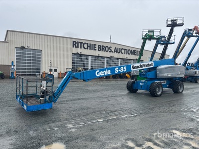 2014 Genie S-85 4WD Diesel Telescopic Boom Lift