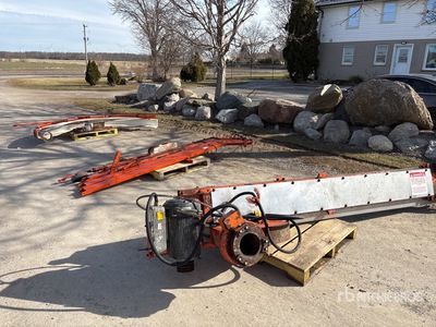 Quantity of (3) Pallets of ValMetal 880 Electric Silo Unloader Varios equipamientos de agricultura