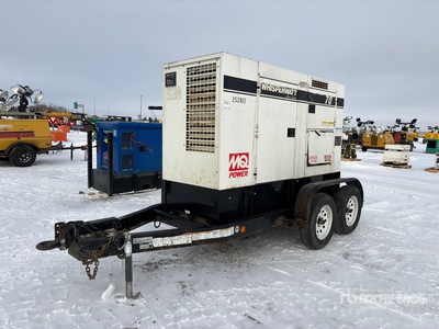 2015 Multiquip DCA70US13CAN 56 kW Mobile Zestaw prądotwórczy