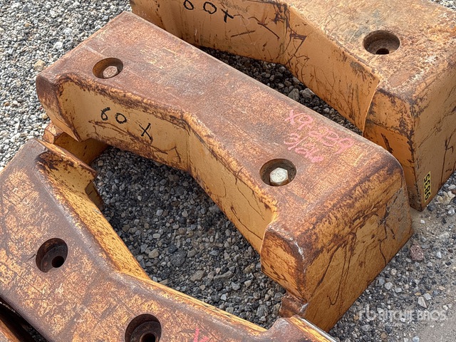 Loader Backhoe Counterweight | Ritchie Bros. Auctioneers