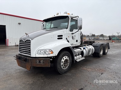 2013 Mack CXU613 6x4 T/A Day Cab Truck Tractor