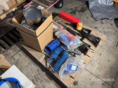 Quantity of Assorted Truck Parts قطع غيار الشاحنات