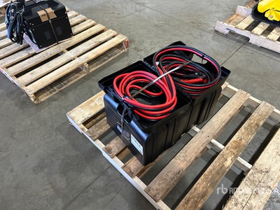 Quantity of (5) 25 ft 800 Amp Booster Cables ورش و مخازن متنوعة (Unused)