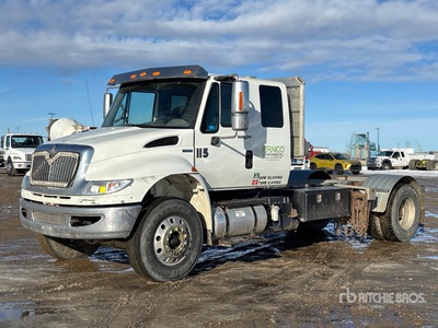 2009 International Durastar 4400 4x2 Cabeza Tractora Cabina Corta